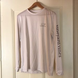 Men’s Small Vineyard Vines Shirt